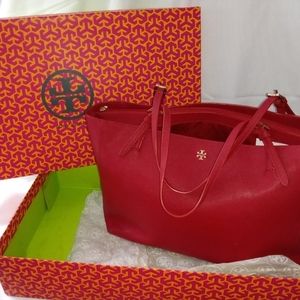 Tori Burch tote